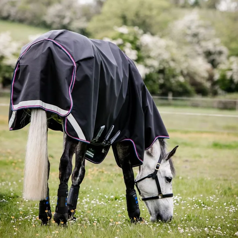 Horseware Rambo Supreme Medium 250g Turnout Rug -2